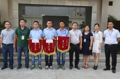 努力拼搏，打造最強(qiáng)執(zhí)行力團(tuán)隊(duì)——記棟方軍訓(xùn)匯演